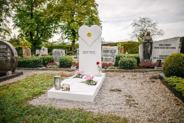 H 210 Doppelgrabstein Herzsymbol – Bild 7