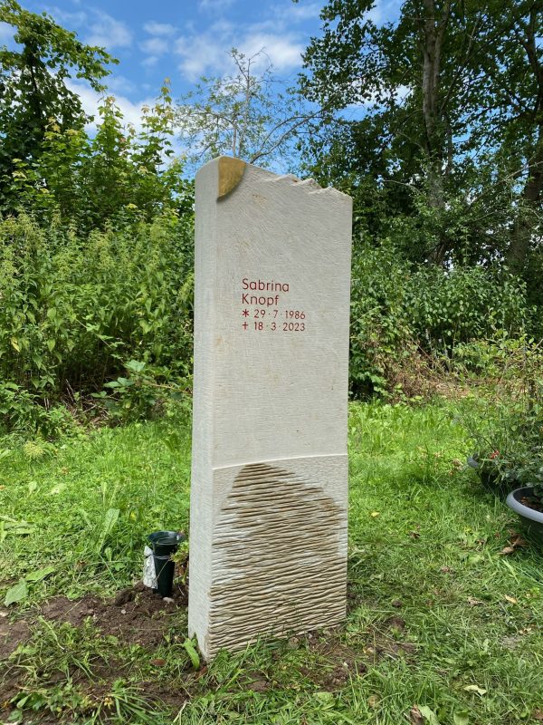 H 188 Urnengrabstein Sonne & Wasser – Bild 7