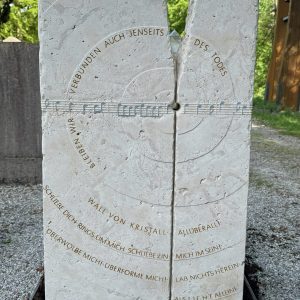H420 Einzelgrabstein Musik Noten