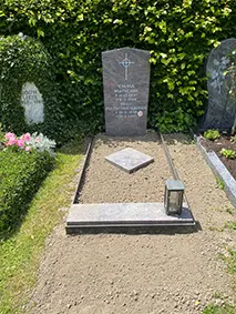 G | Grabstein | Steinmetzwerkstatt Schlienz Kempten Allgäu