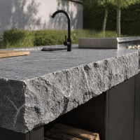 stoi steinmetzwerkstatt outdoorküche friedrichshafen bodensee granit natursteinplatte